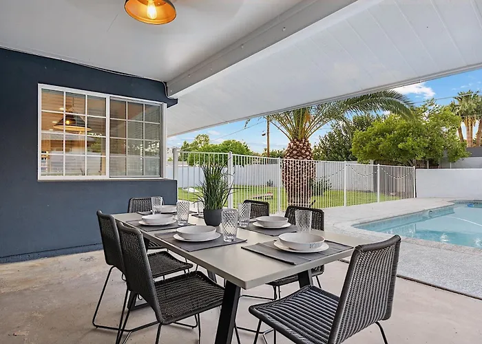 Uptown Max And Relax Holiday home *